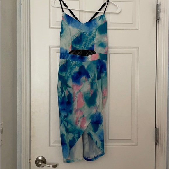 Multicolored slim fitting short dress - Picture 1 of 2